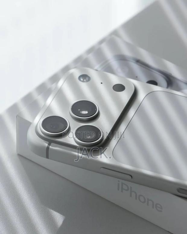 New Apple iPhone 17 Pro 256 GB White - thumbnail 3