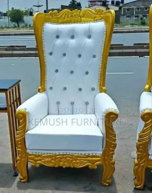 Queen Chair