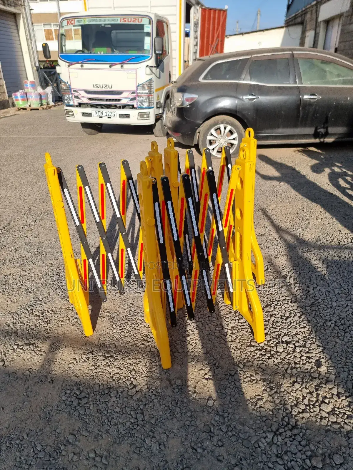 Retractable Safety Traffic Barier 2m