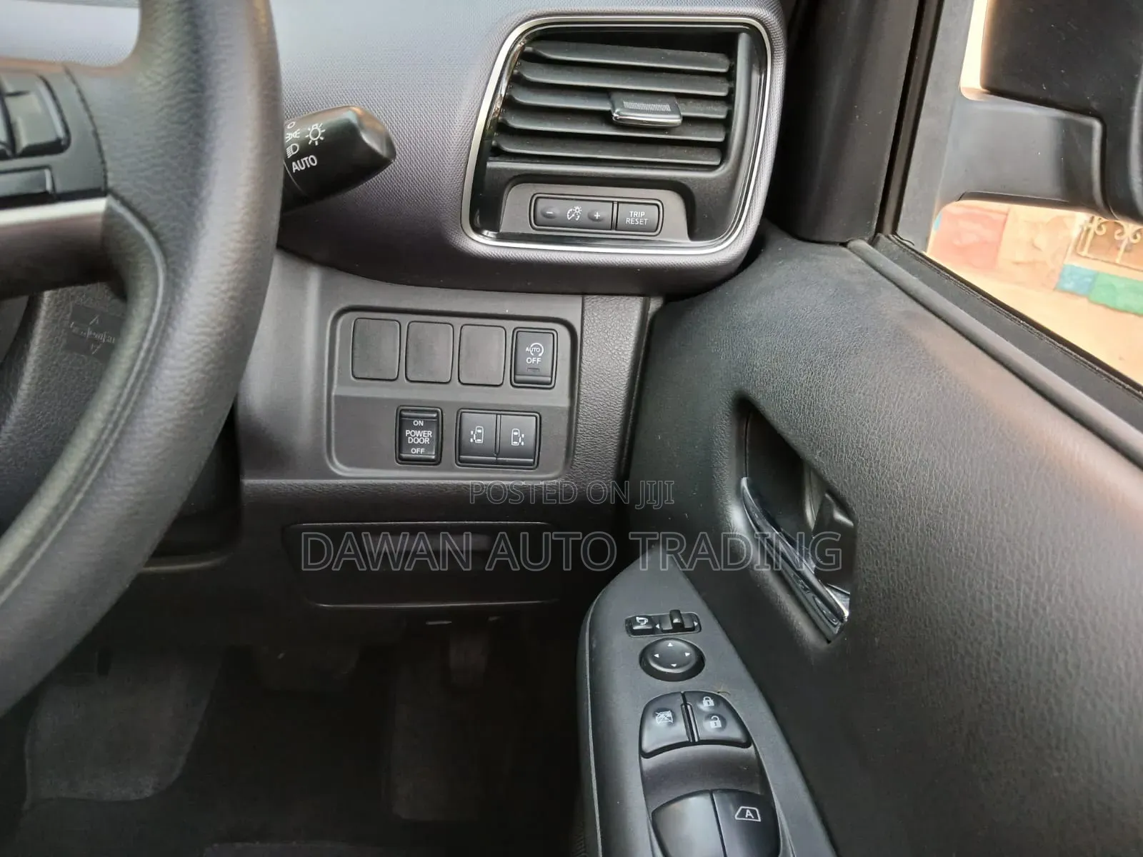 Nissan Serena 2019 Blue