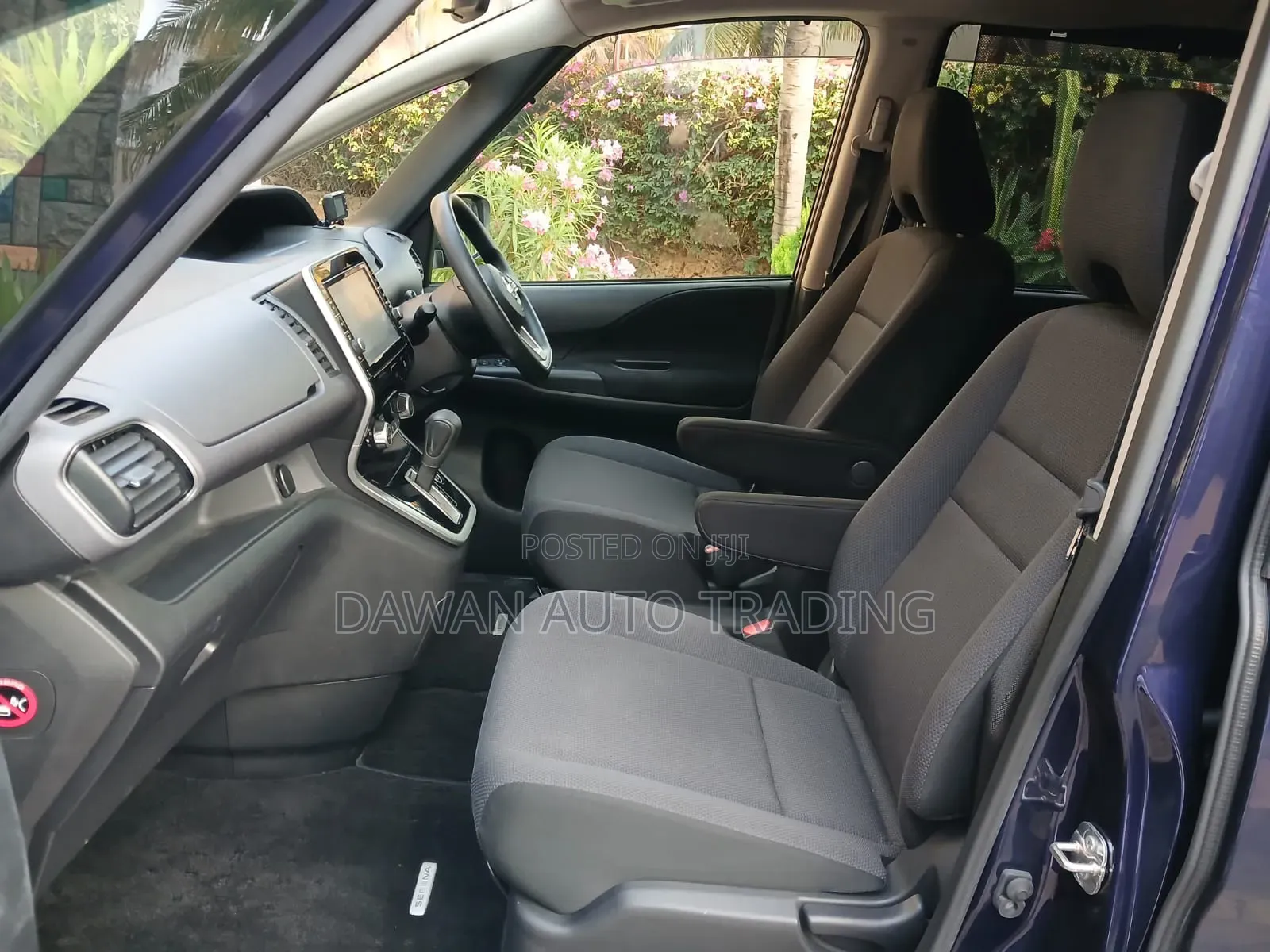 Nissan Serena 2019 Blue