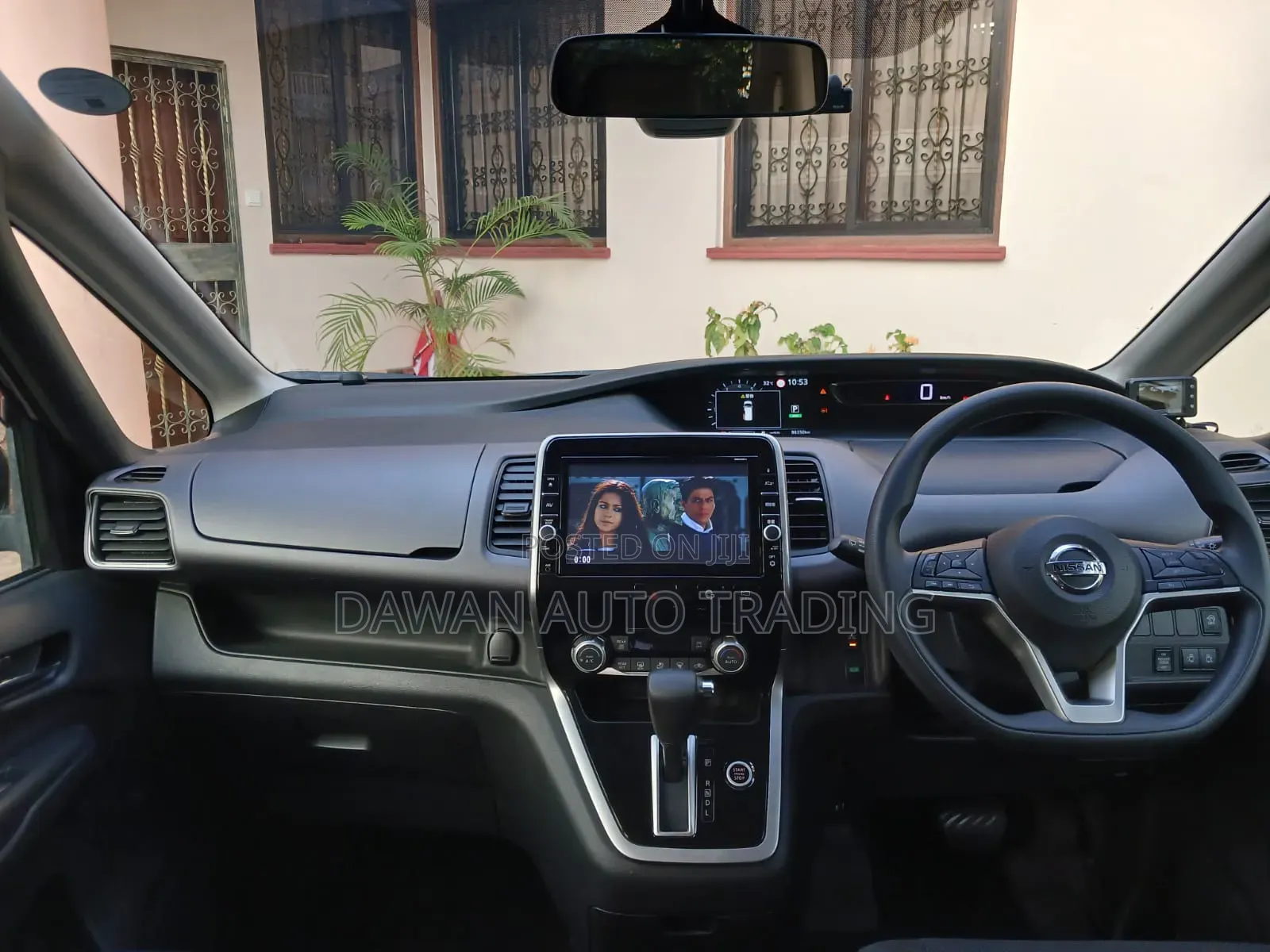 Nissan Serena 2019 Blue