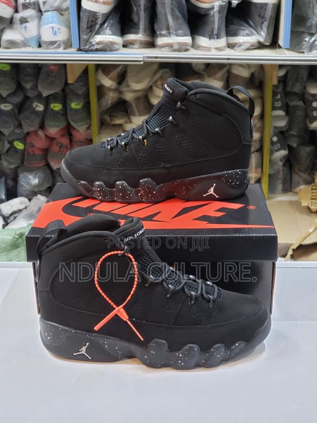Air Jordan 9 - thumbnail 12