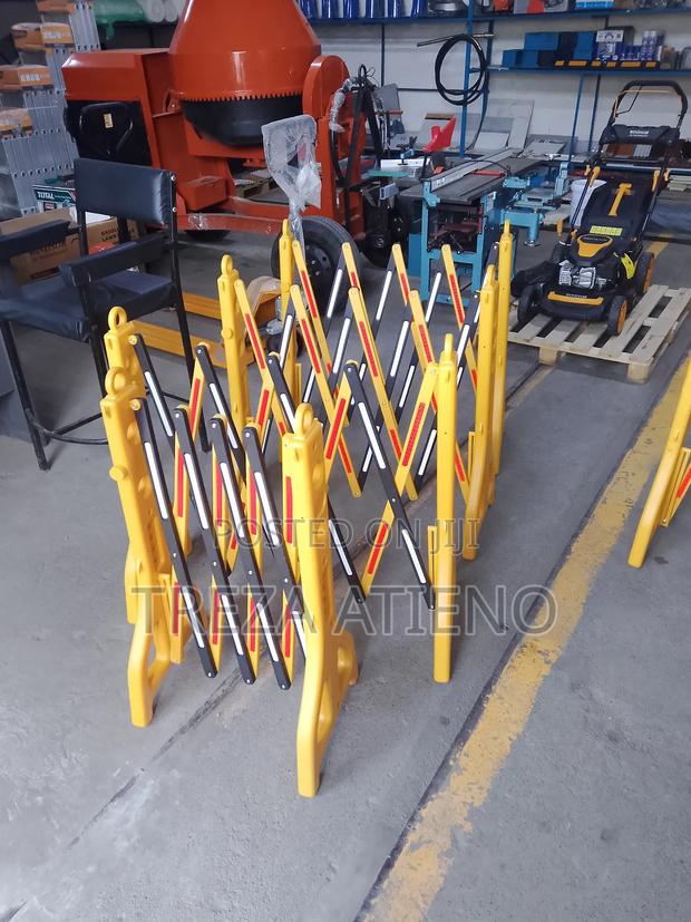 Portable Safety Barrier - main view