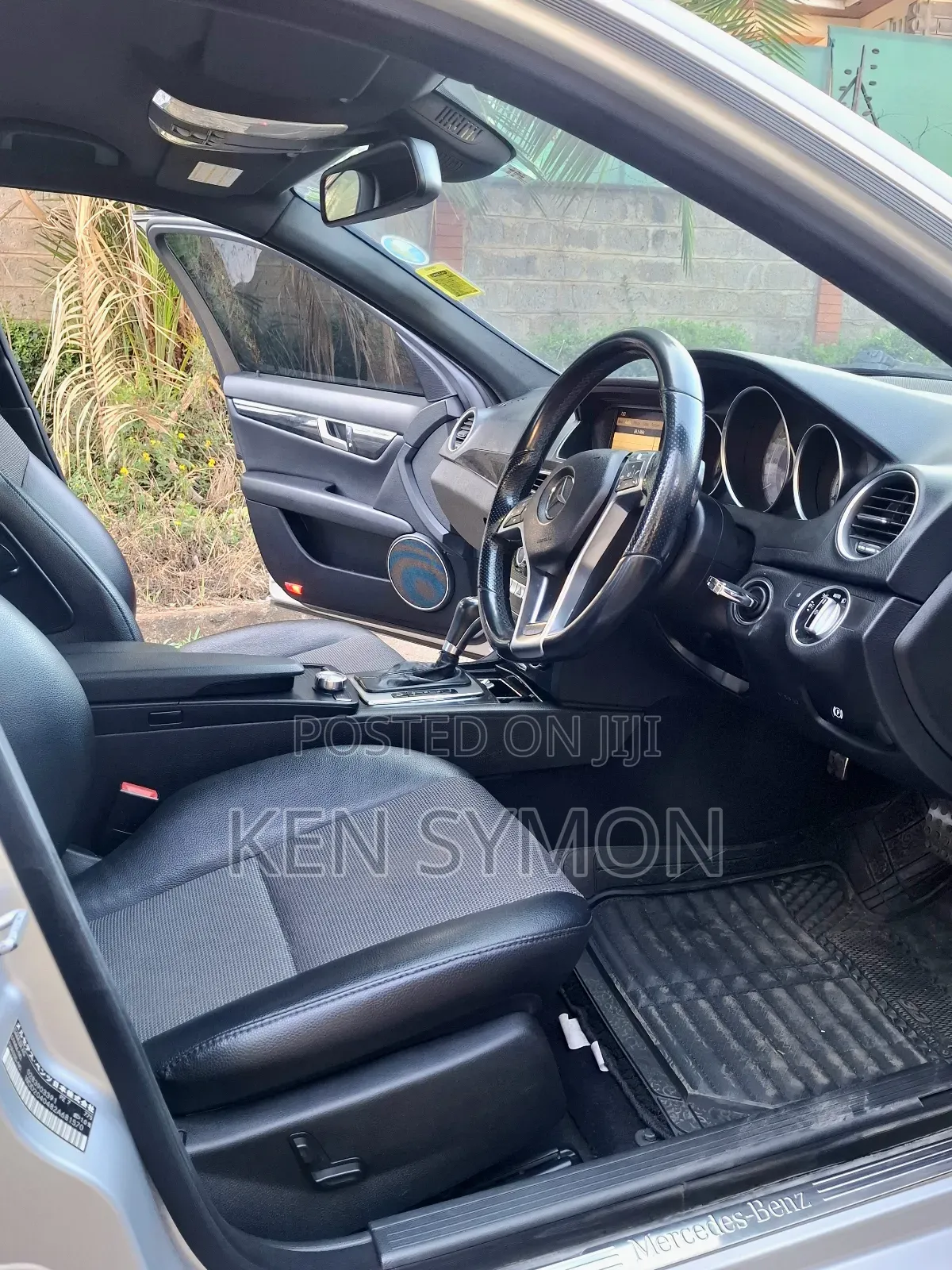Mercedes-Benz C200 2012 Silver