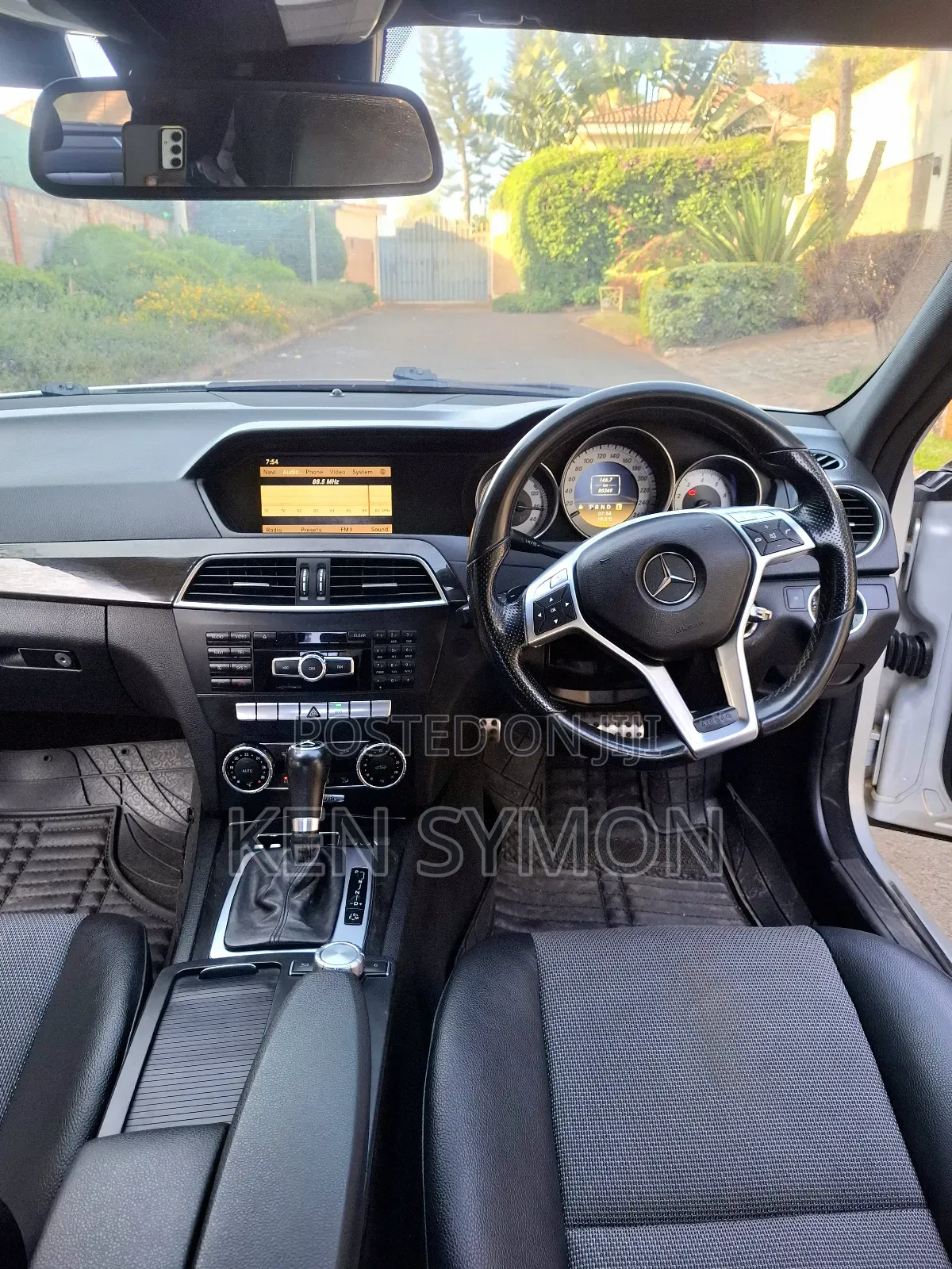 Mercedes-Benz C200 2012 Silver