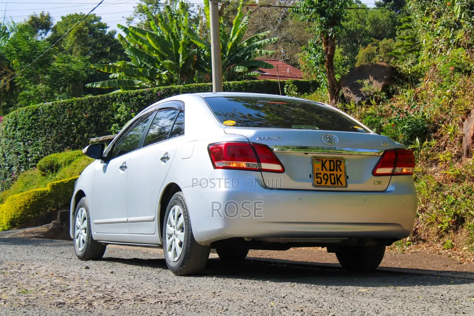 Toyota Premio 2017 Silver