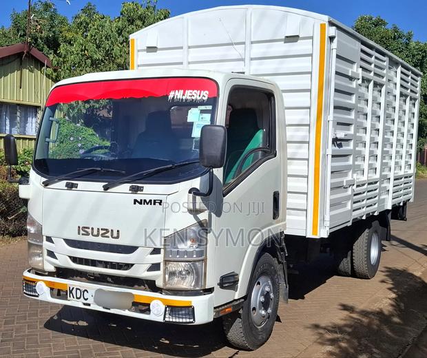 Isuzu NMR 2022 Model - main view