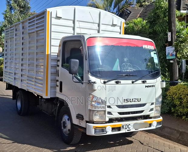 Isuzu NMR 2022 Model - thumbnail 3