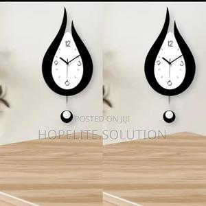 U-Shaped Wall Clock - thumbnail 2