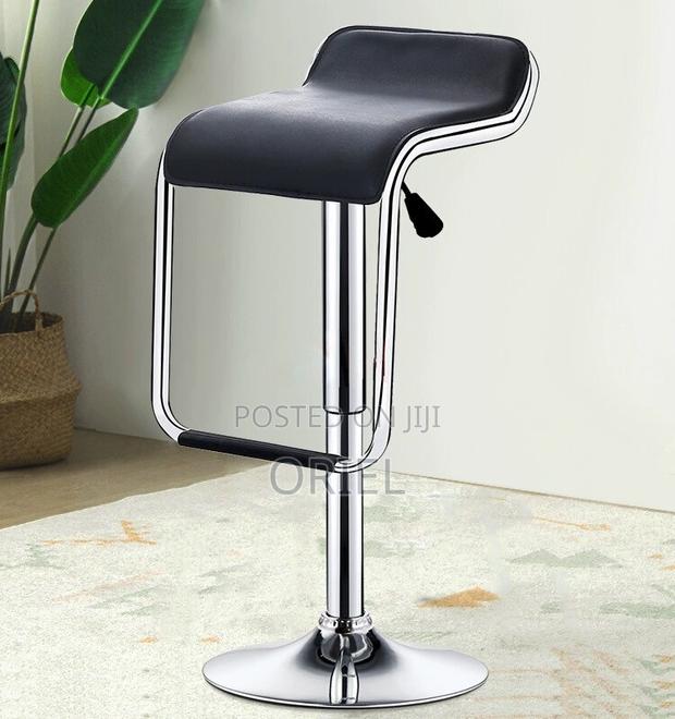 Modern Counter Barstool : Adjustable Height Aluminium Frame Barstool - main view