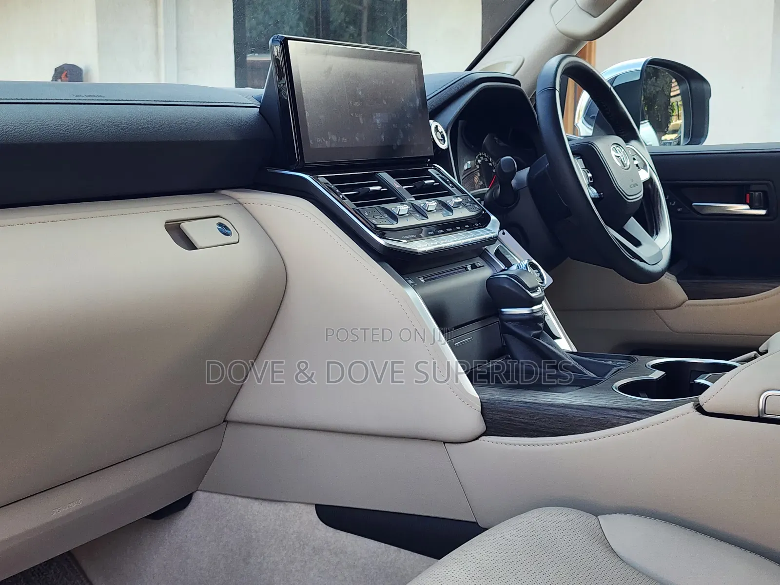 New Toyota Land Cruiser LC300 2023 White