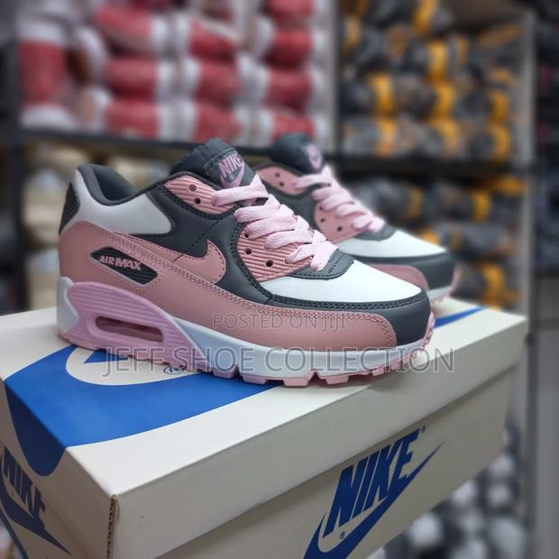 Airmax Valentines Day - main view