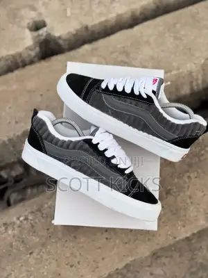 Knu Unisex Vans