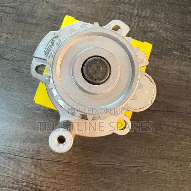 Vw Audi Water Pump Assembly – Precision Engine Component