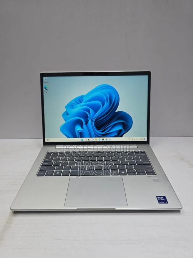 Laptop HP EliteBook 640 G11 16GB Intel Core Ultra 7 SSD 512GB