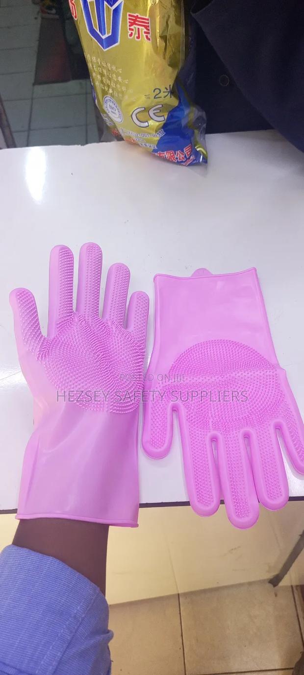 Silicone Dish Washing And Household Cleaning Gloves - thumbnail 3