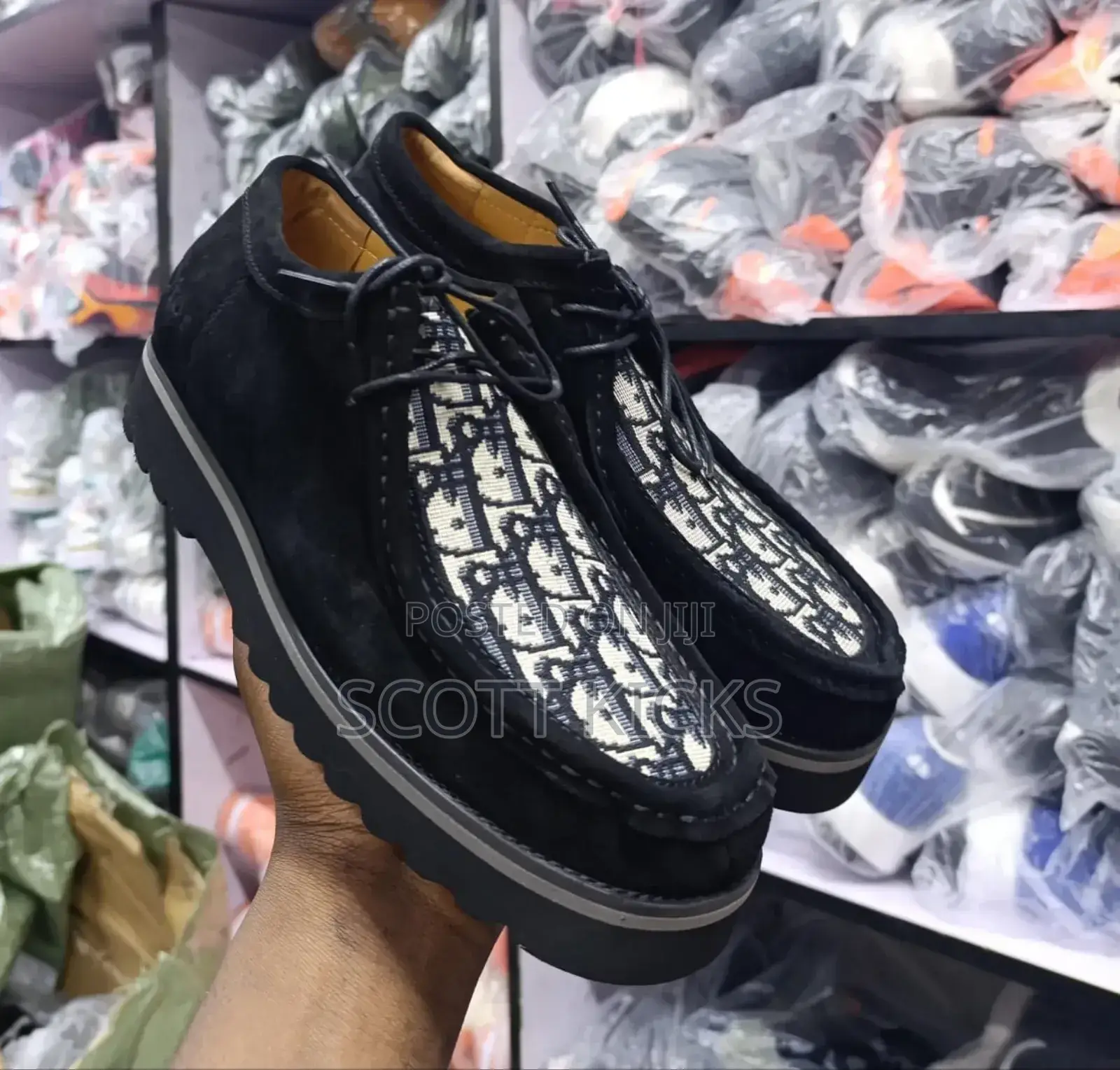Clarks Dior