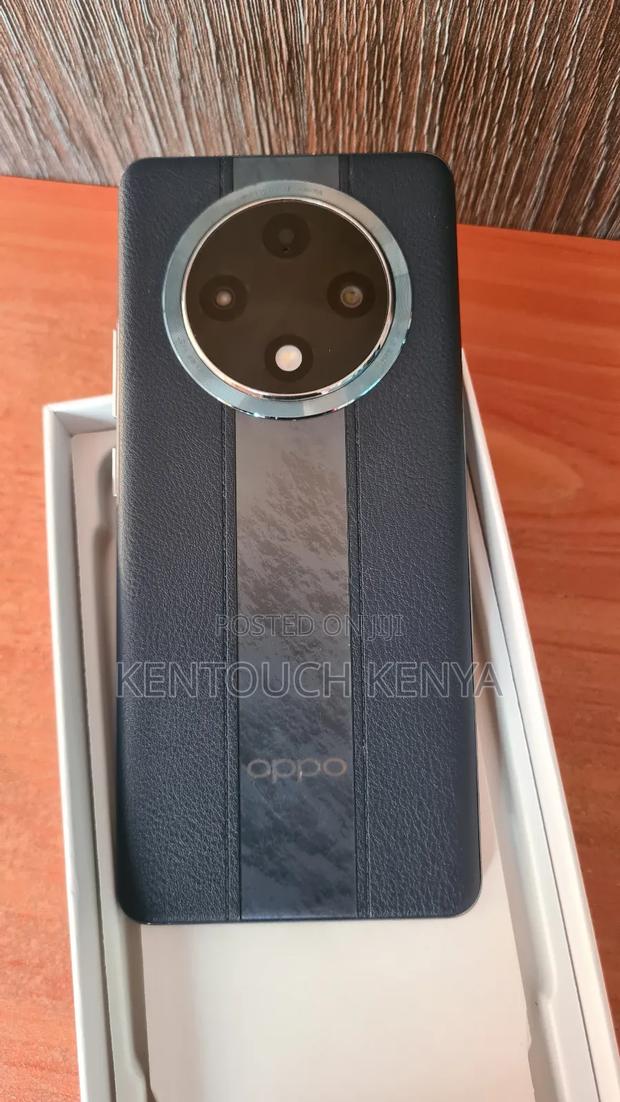 Oppo A3 Pro 5G 256 GB Blue - thumbnail 3