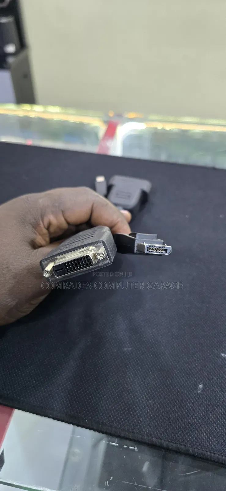 Displayport to Dvi-D Adapters