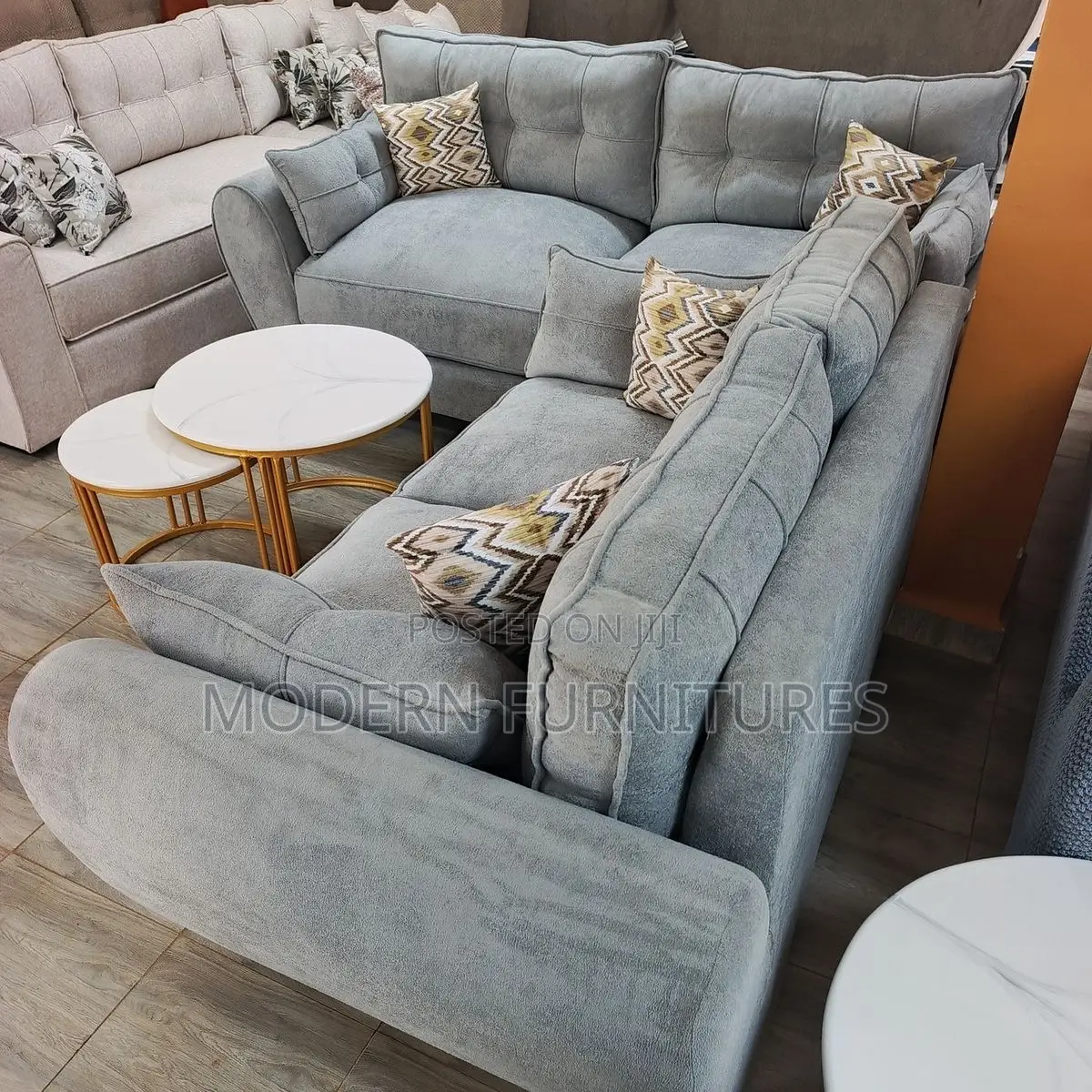 Modern Bold 5 Seater Sofa/5 Seater Sofa