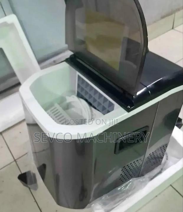 Heavy Duty 25kg Ice Cube Maker Machine - main view