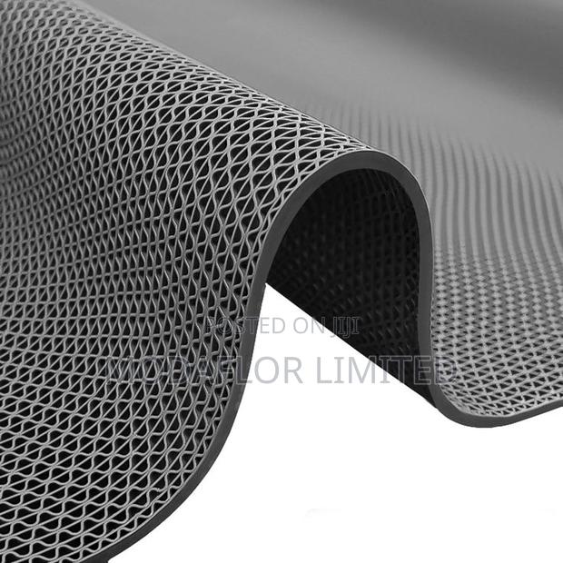 Anti-Slip S Mat – Practical Floor Covering - thumbnail 2