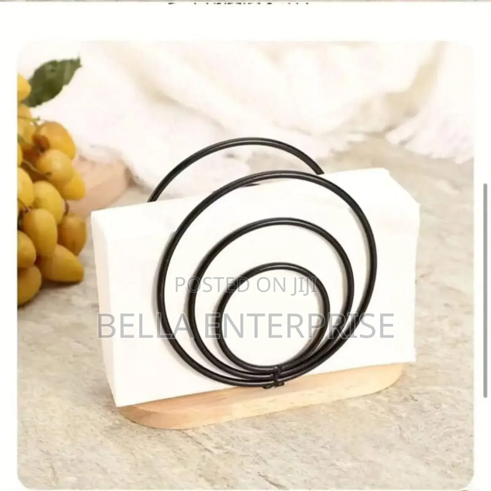 *New Arrival *
*Metallic Hemisphere Bamboo Base