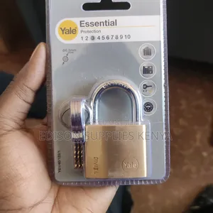 Yale Padlock 40mm Brass Essential Padlock 3 Keys Safe Security