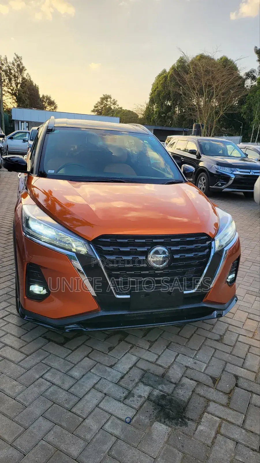 Nissan Kicks S 2020 Orange