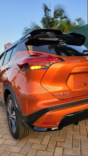 Nissan Kicks S 2020 Orange