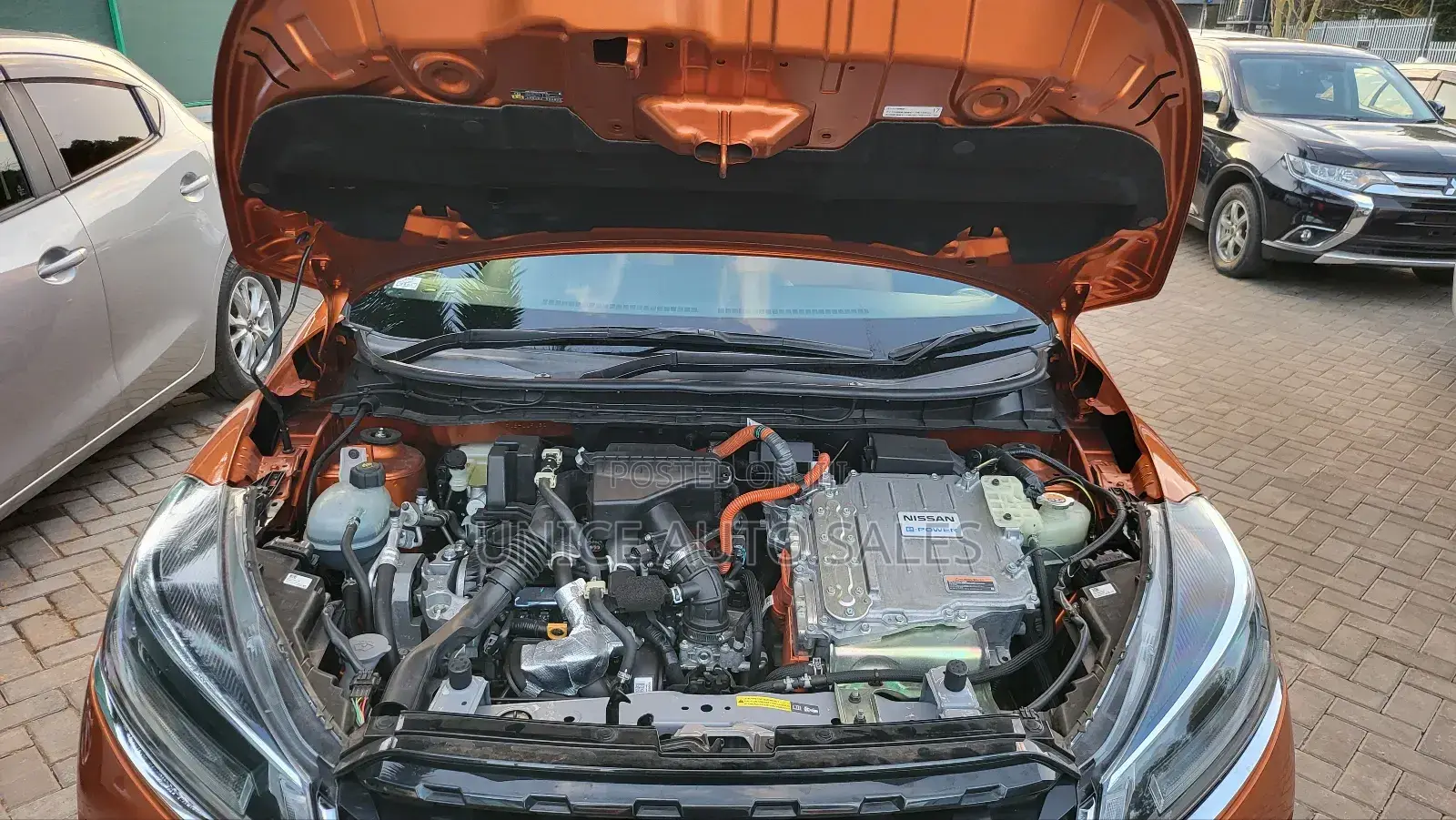 Nissan Kicks S 2020 Orange