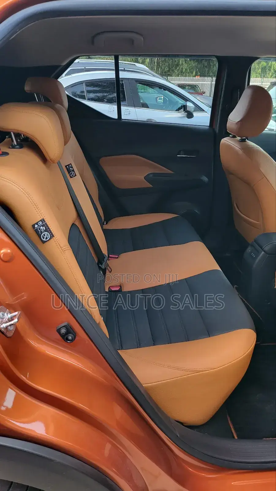 Nissan Kicks S 2020 Orange