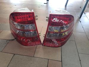 Mercedes Benz Ml350 Taillights - main view