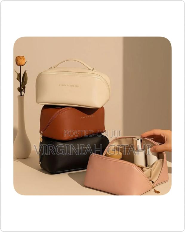 New*Multifunctional Waterproof Large Cosmetic Bag - thumbnail 2