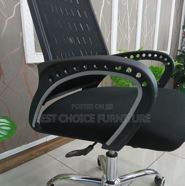 Office Chairs; Comfortable Mid-Back Ergonomic Mesh Chair - thumbnail 11