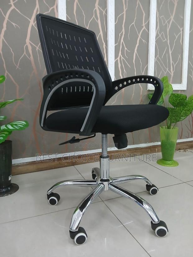Office Chairs; Comfortable Mid-Back Ergonomic Mesh Chair - thumbnail 13