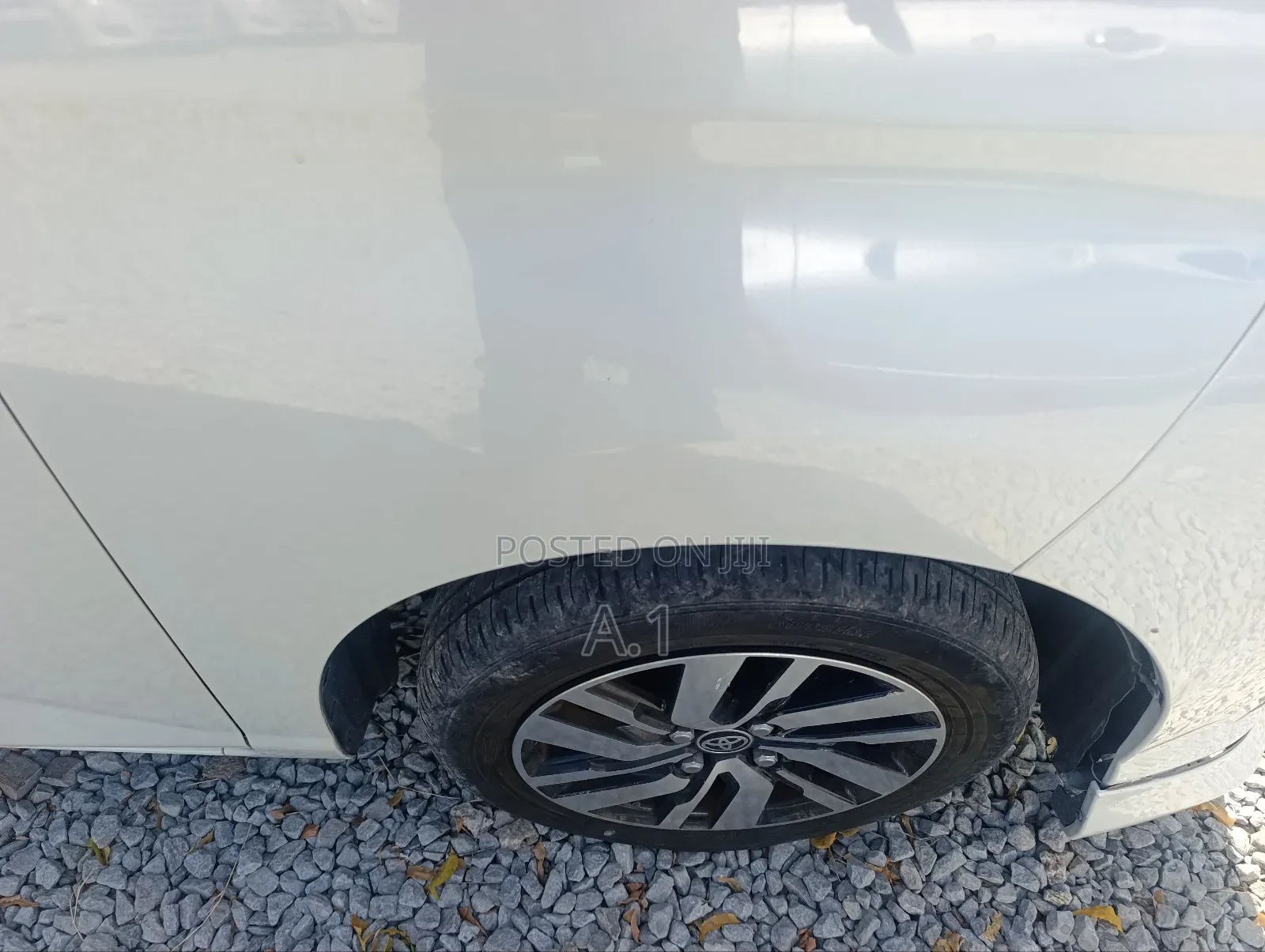 Toyota Roomy 2019 White