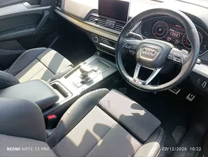 Audi Q5 2.0T Premium AWD quattro 2019 White