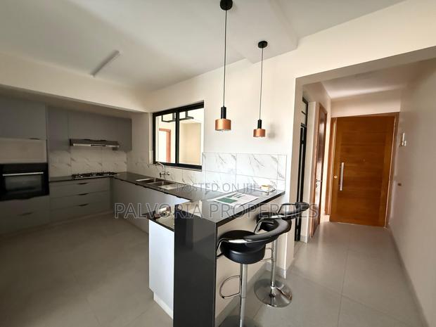 3bdrm Apartment in Parklands/Highridge for sale - thumbnail 3