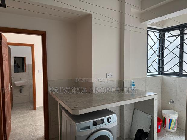 3bdrm Apartment in Parklands/Highridge for sale - thumbnail 5