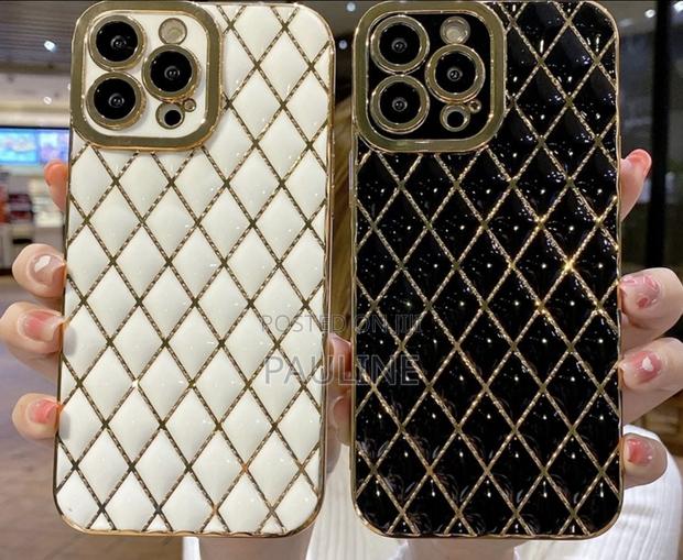 iPhone Cover - thumbnail 2