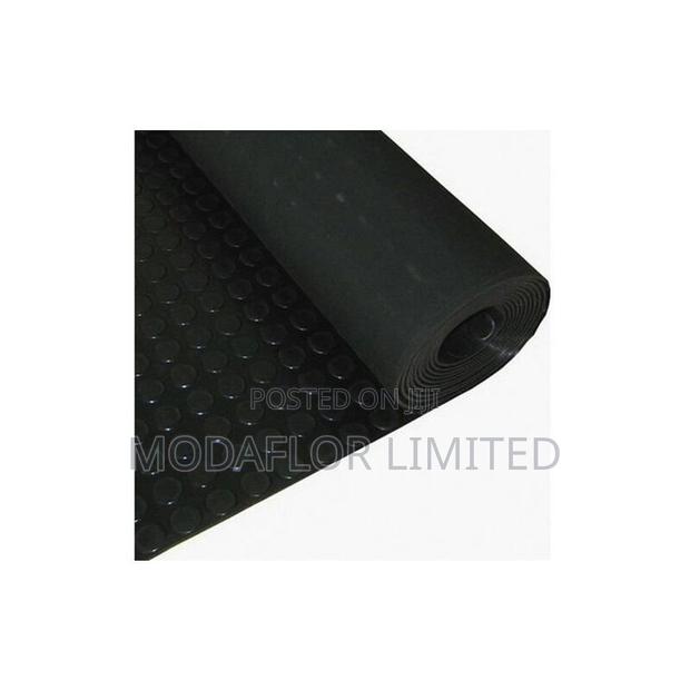 Coin Pattern Rubber Mat – High Traffic Solution - main view