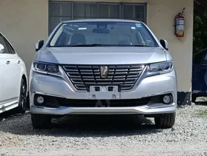 Toyota Premio 1.8 FWD 2019 Silver