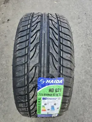 225 /35 R20 Haida Tyres.