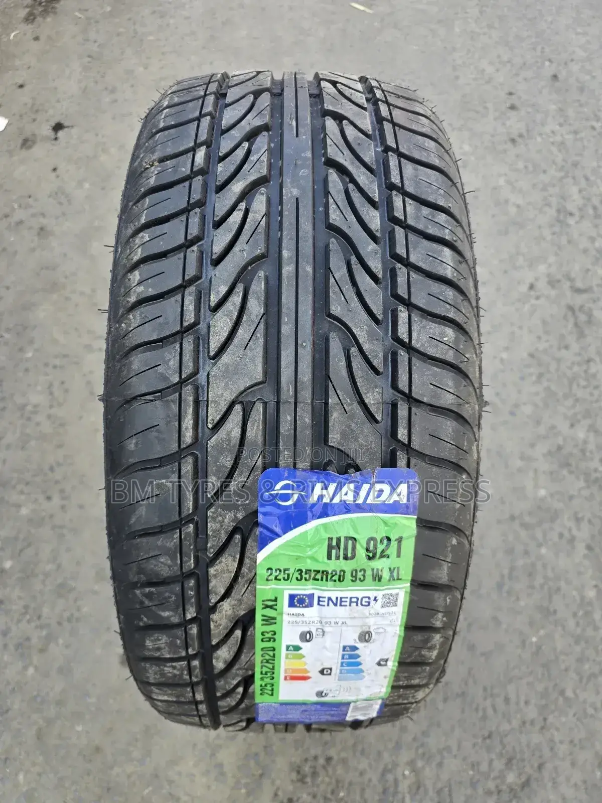 225 /35 R20 Haida Tyres.