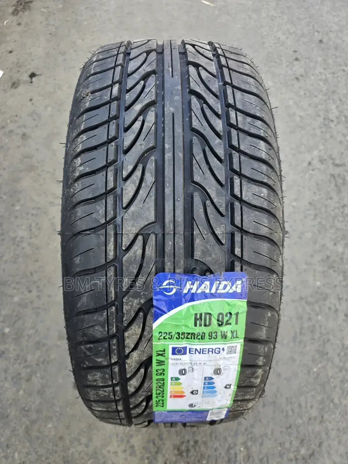225 /35 R20 Haida Tyres.