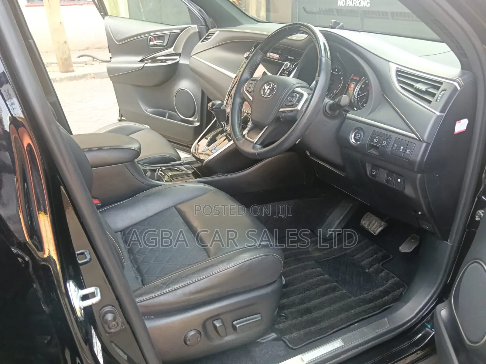 Toyota Harrier 2019 Black