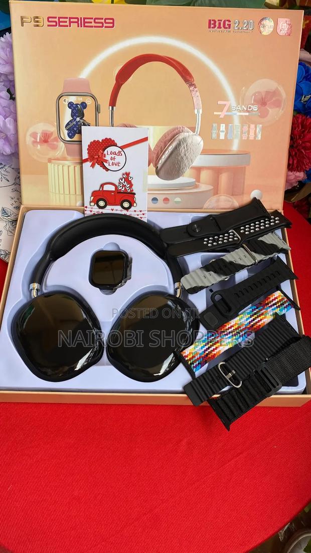 Smart Watch With Headphones / Gift Pack