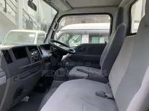 Mazda Titan Dash 2019 White